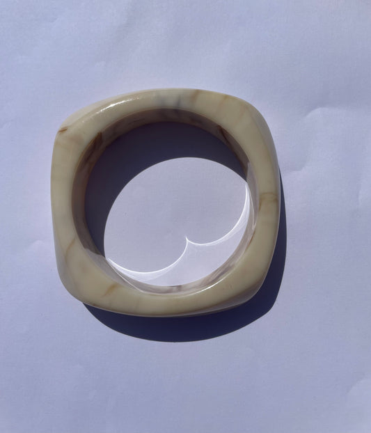 Estella Acetate Bracelet creme