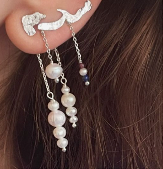 Petit Pearl Berries Behind Ear Silver - Single