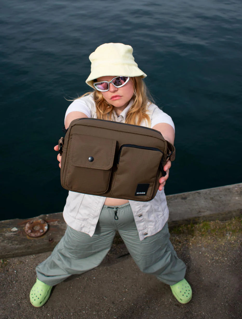 Miles Cross-body / Earth Brown