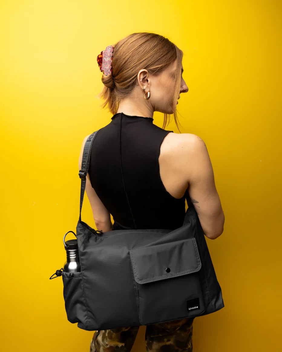 Milo Cross-body / Jet Black