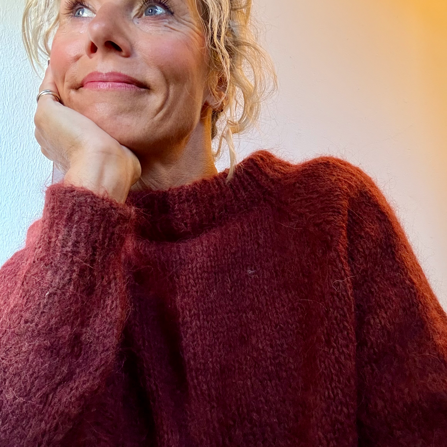 Peace sweater / Winerød