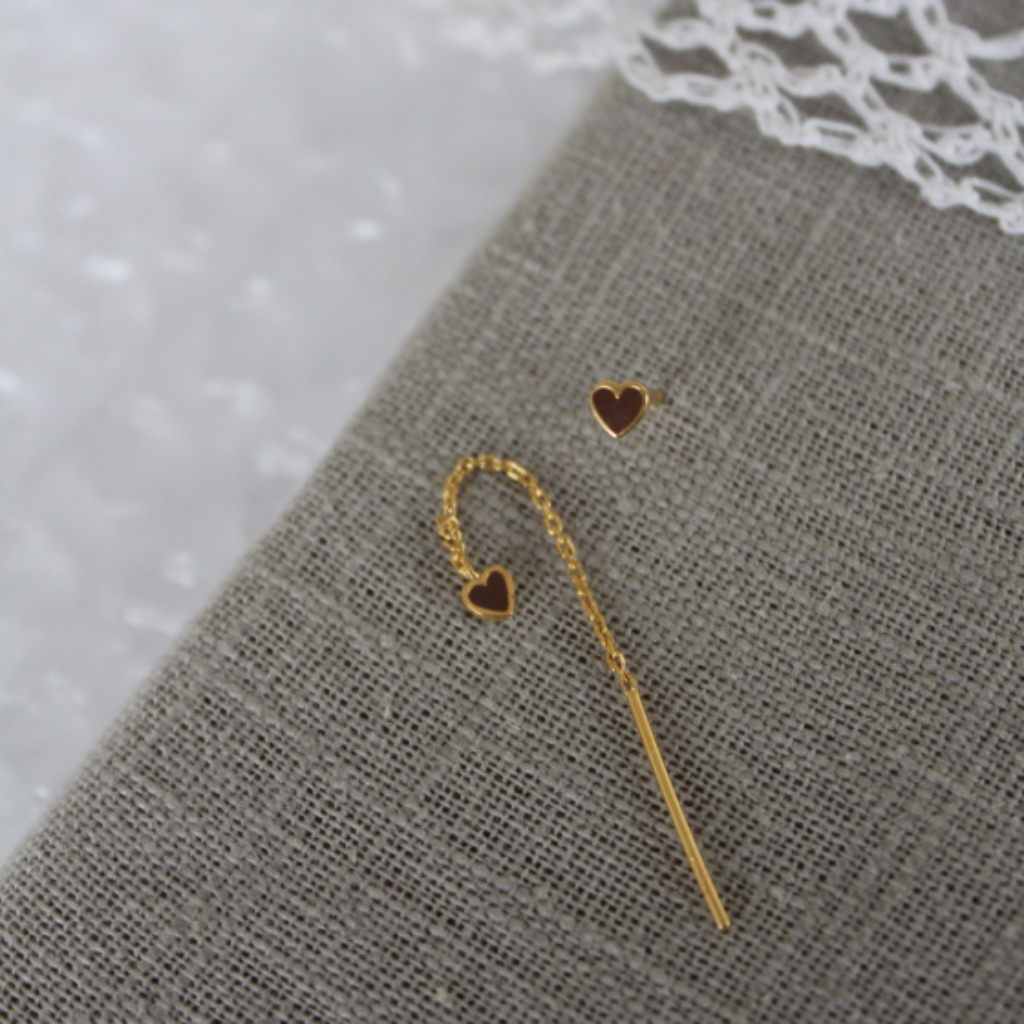 Dangling Love Heart Mocha Enamel Earring / Single