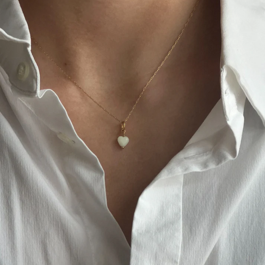 FRENCH MINI HEART PENDANT / Vedhæng / Ivory