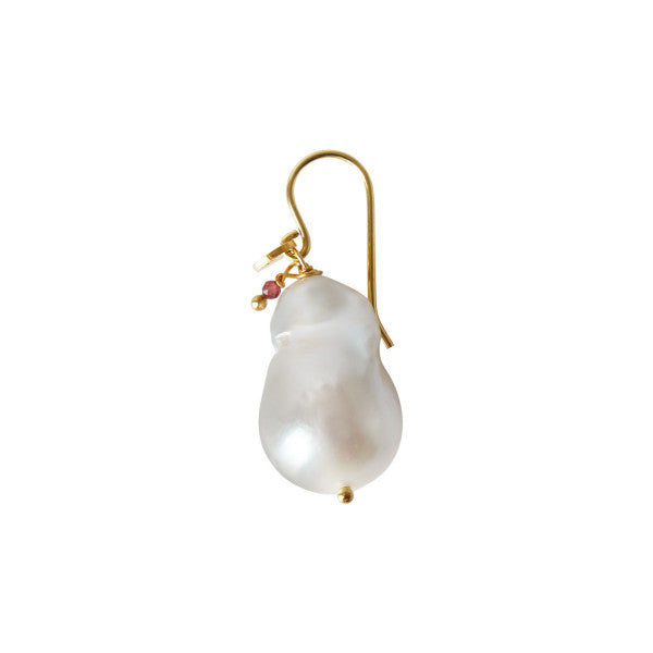 Baroque Pearl earring with gemstone
