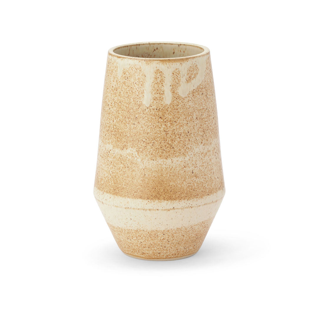 The garden vase / Brun