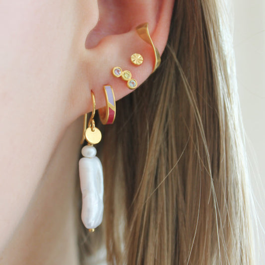 Tres petit etoile earring