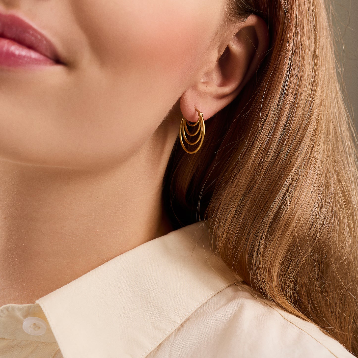 Silhouette earrings silver