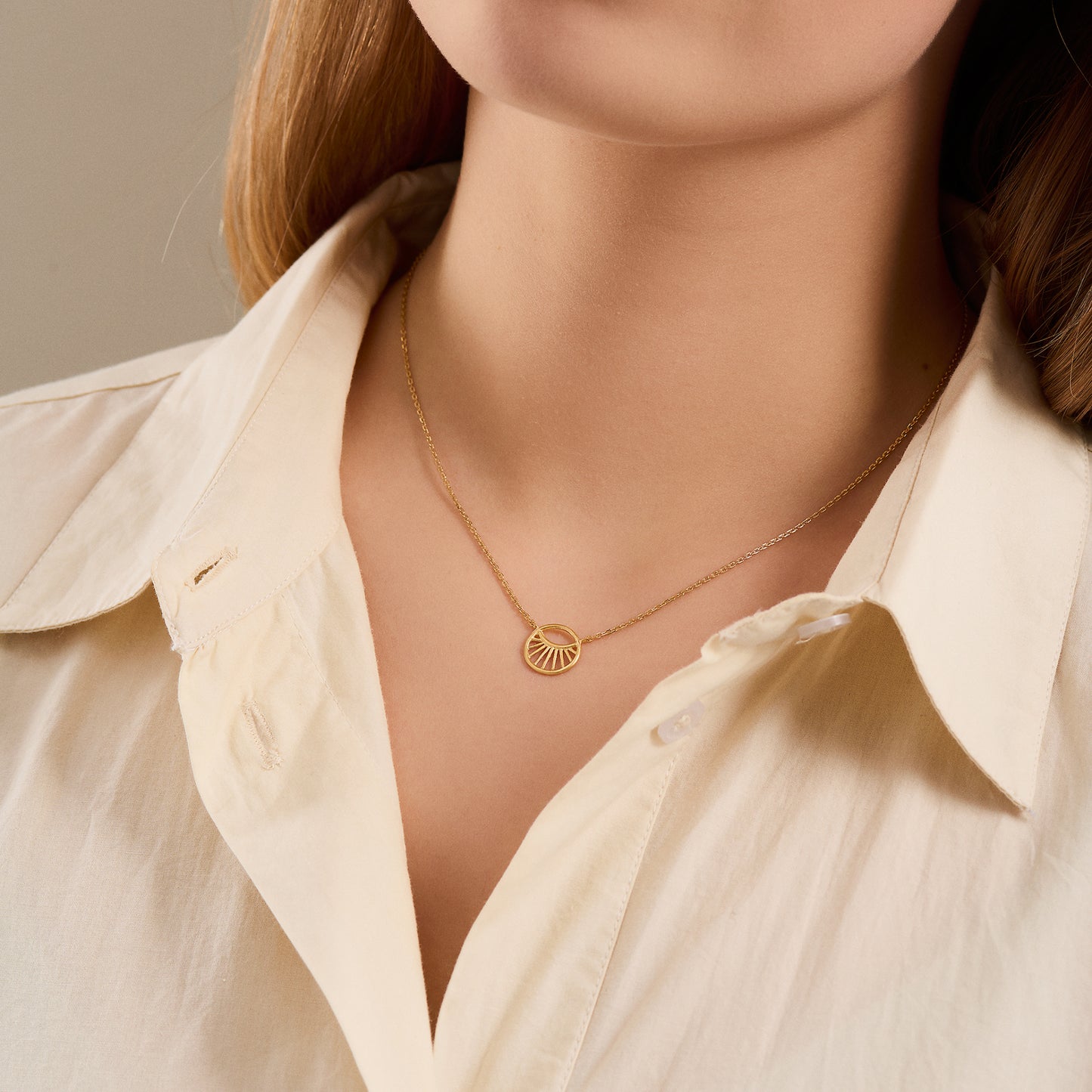 Small daylight necklace