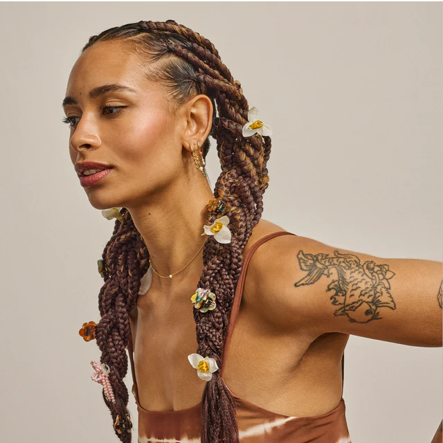 ENAMEL - Køb for 500 kr. og få en gratis hjerte ørestikker!