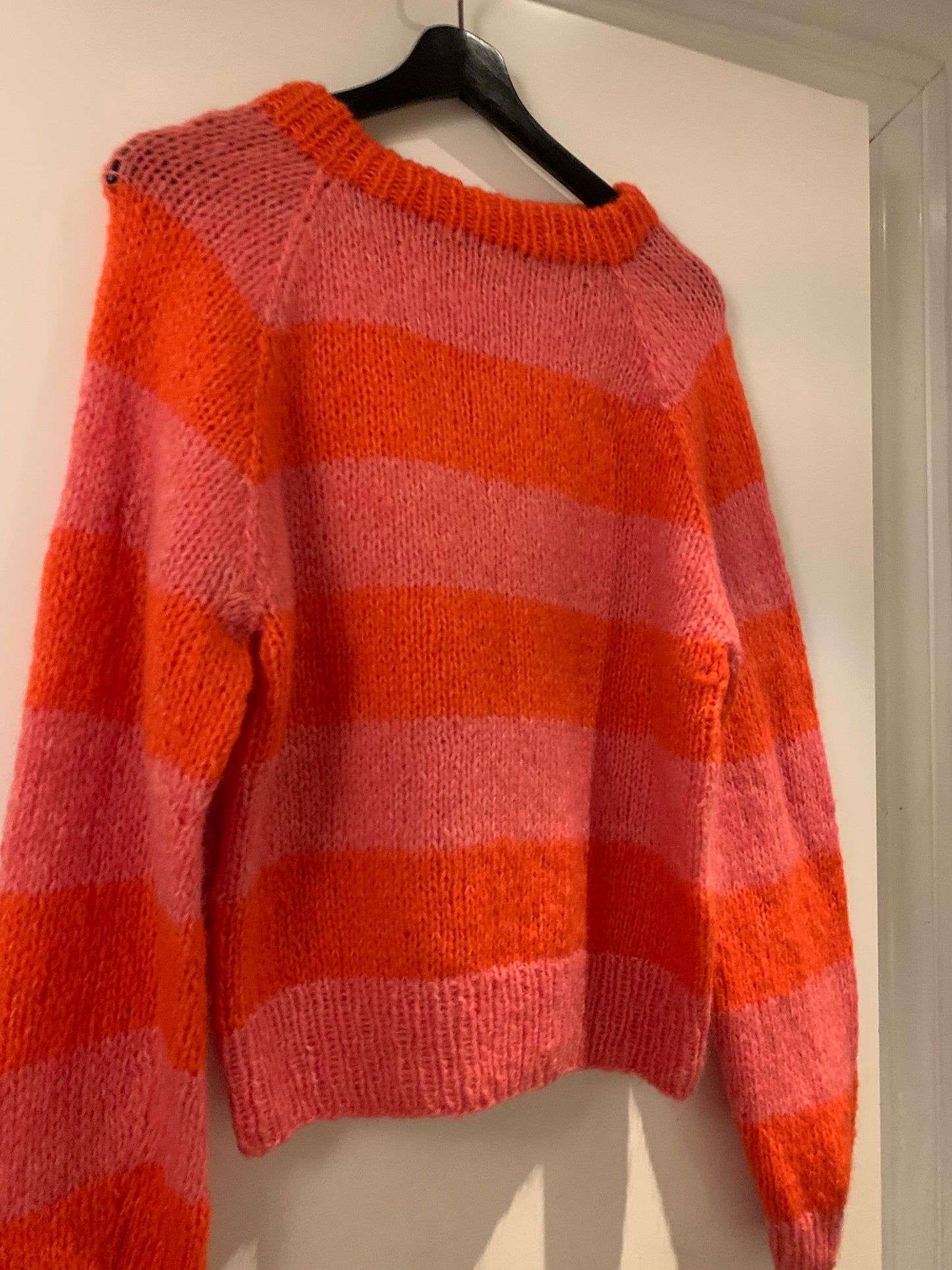 Peace sweater / Orange & lyserød