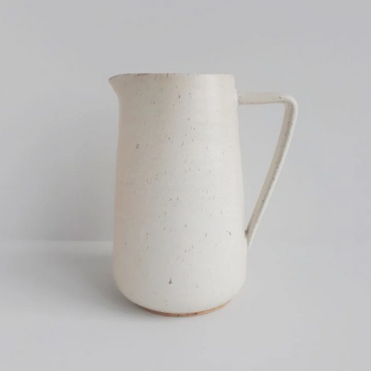 Water jug / Creamy White
