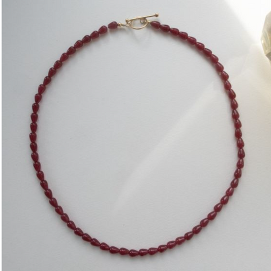 Love Drop Necklace / Burgundy