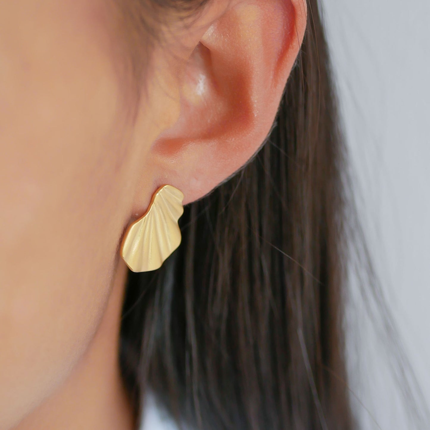 Wave earring