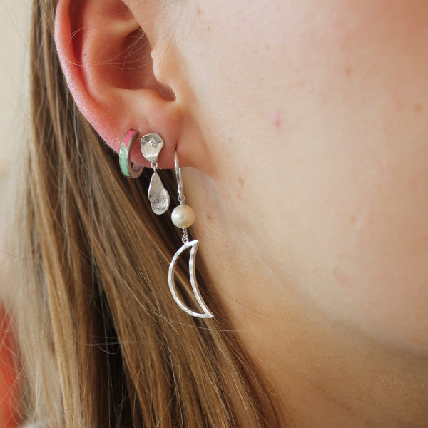 Clear sea earring with stone silver
