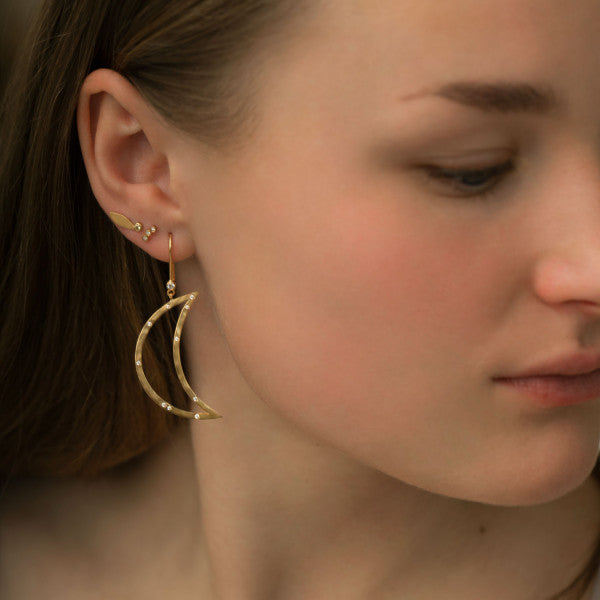Three dots earring piece